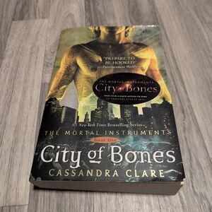 City of Bones Softcover Paperback Book Written By Cassandra Clare